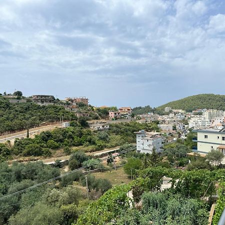 Ion Rooms Himare Luaran gambar